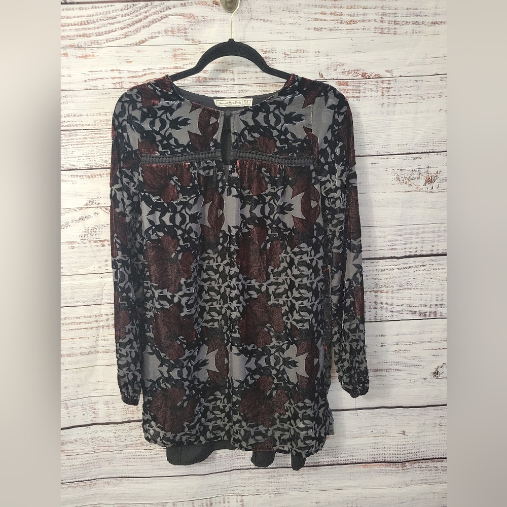 Abcrombie & Fitch XS Black mini Velvet Dreaa